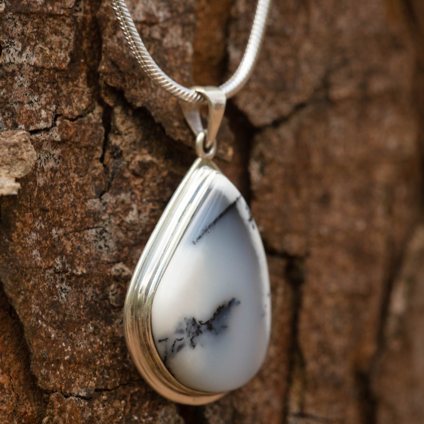 Dendrtic Agate set in Sterling Silver Pendant