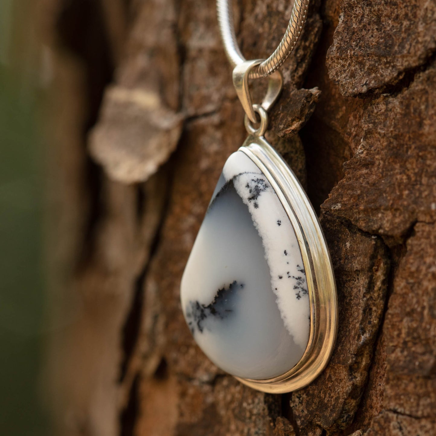 Dendrtic Agate set in Sterling Silver Pendant