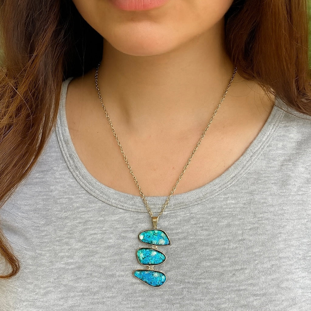 Dichroic Pendant set in Silver