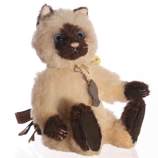 Claws from a Minimo Collection by Charlie Bears