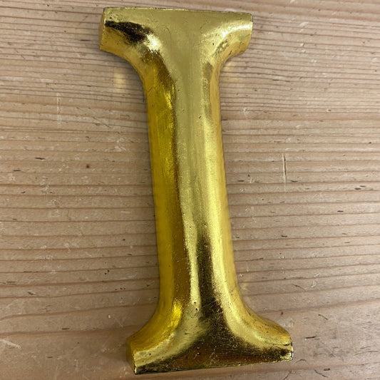 Gold Graffiti, letter I
