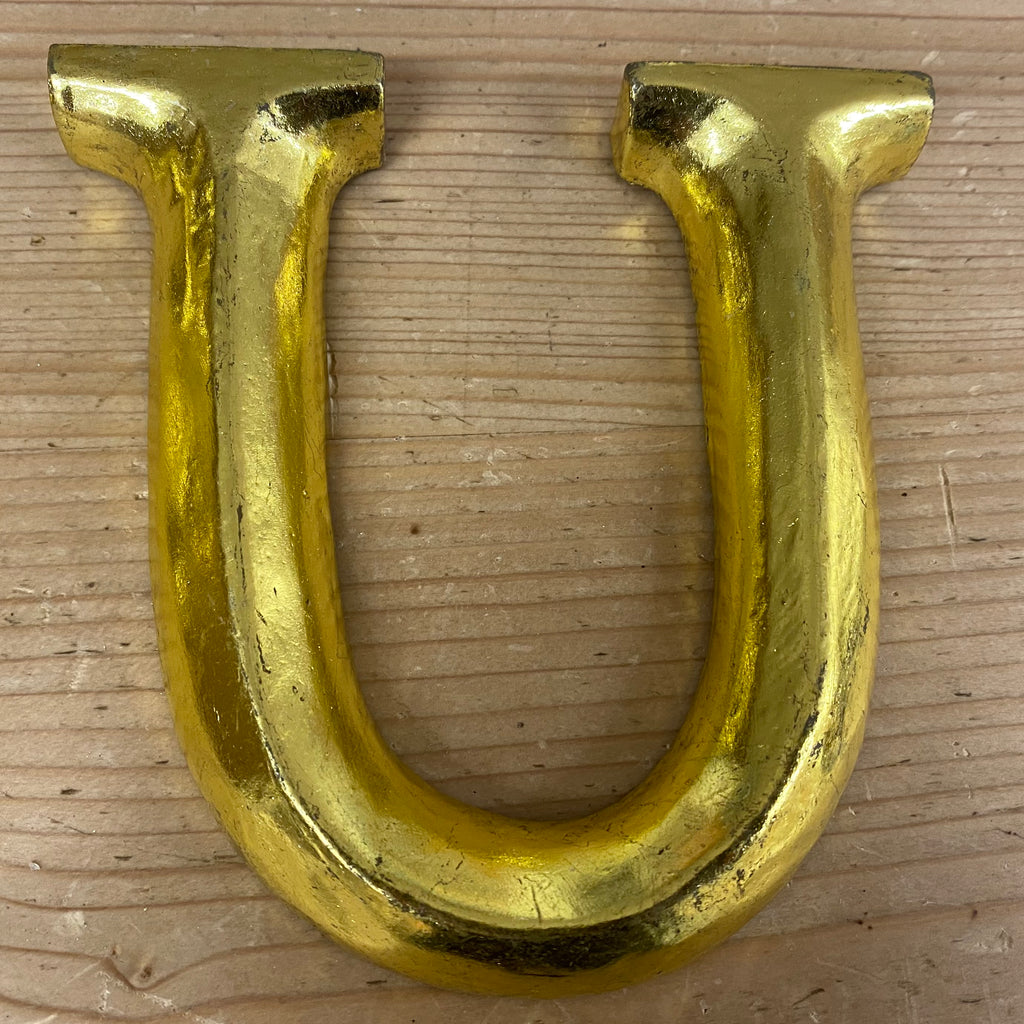 Gold Graffiti, letter U