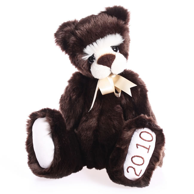 Kaycee Bears, Magnum, the first Kacee Year Bear, (2010) 17" (43cm)