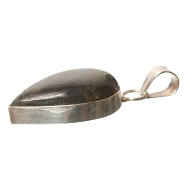 Labradorite Pendant set in Sterling Silver
