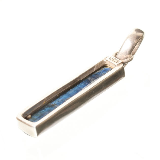 Labradorite Pendant set in Sterling Silver