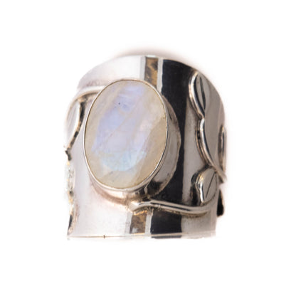 Sterling Silver Ring inset with Moonstone