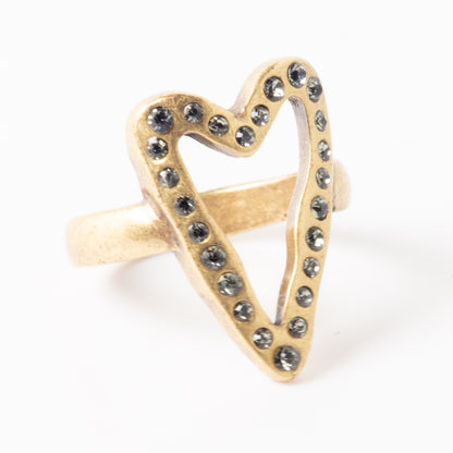 A&C Style Crystal Heart Ring – Gold Tone