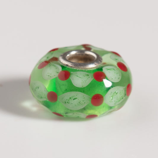 Unique Trollbeads Green Daisy Meadow Glass Bead