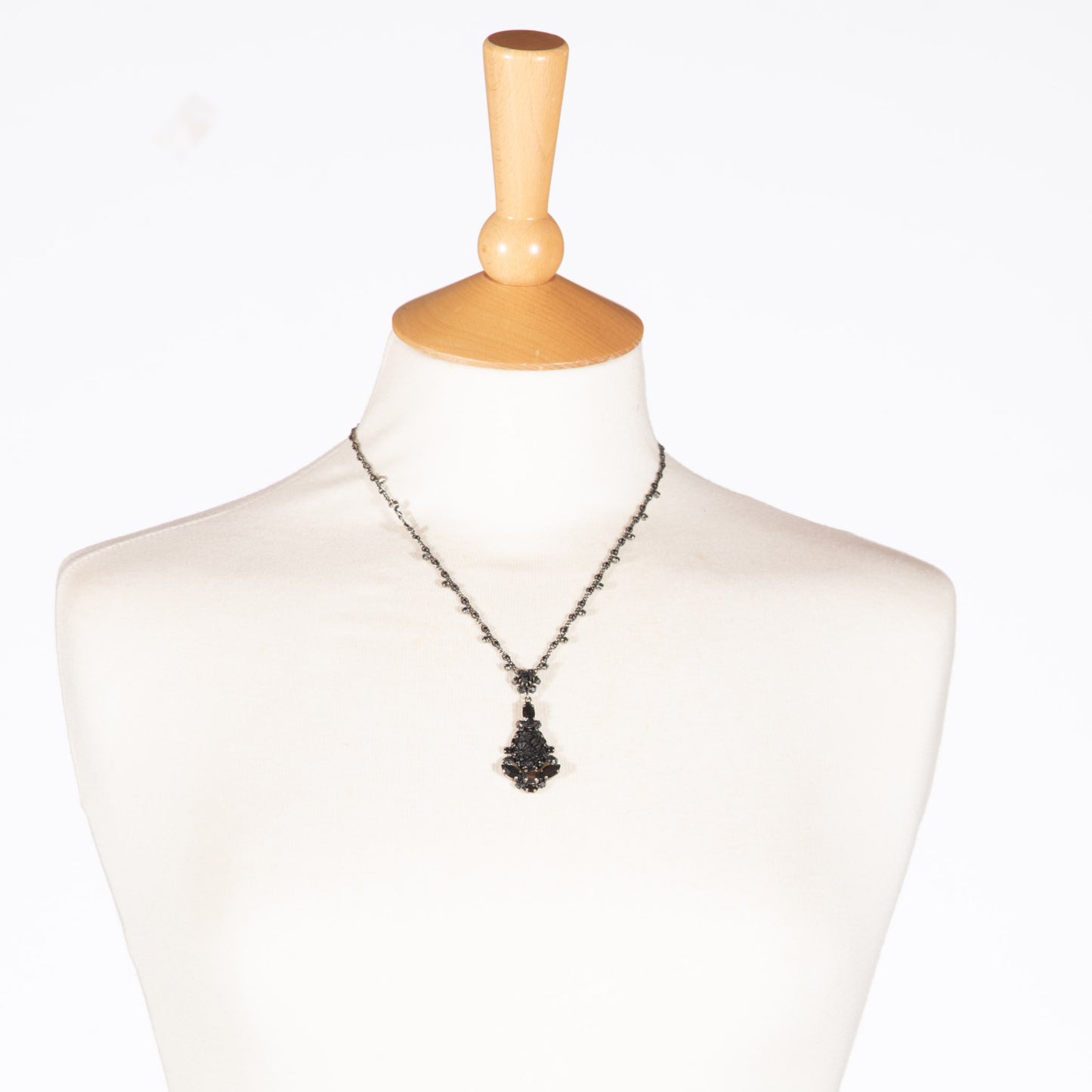 Konplott Victoria Collection Black Floral Pendant Necklace