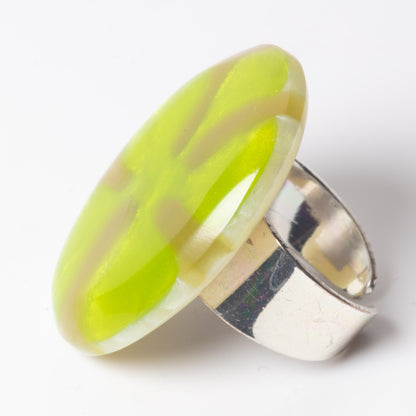 Watch This Space – Oval Resin Statement Ring, Lime & Silver (35 × 25 mm)