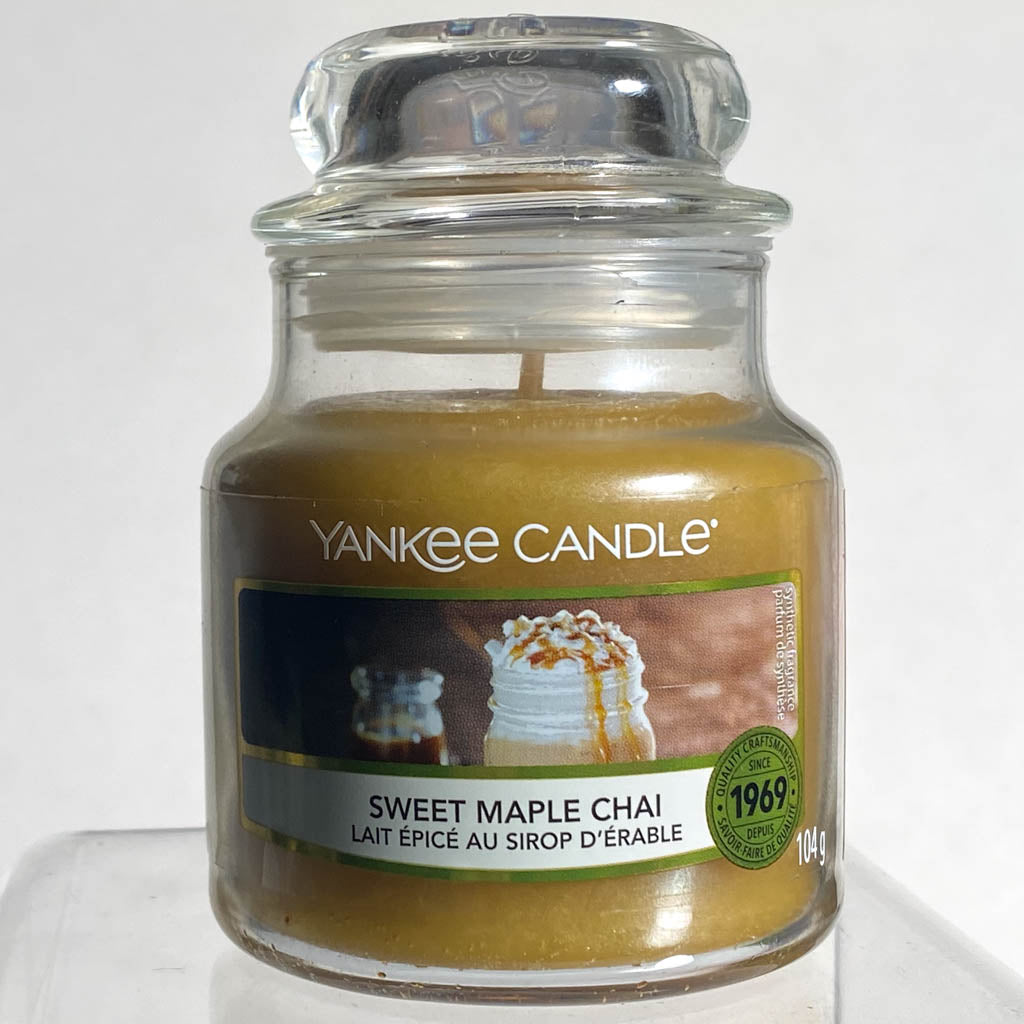 Sweet Maple Chai Yankee Candle Small Jar