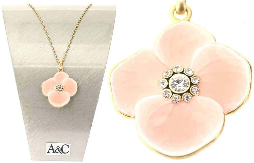 A&C Hortensia Lovely Pendant, Peach/Gold