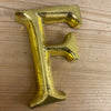 Gold Graffiti, letter F