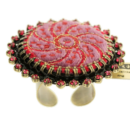 Large adjustable Ring, Red/Pink/Gold