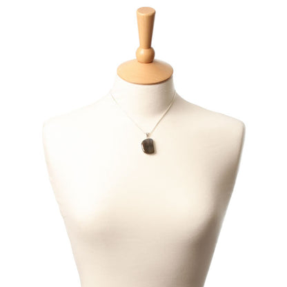 Labradorite Pendant set in Sterling Silver