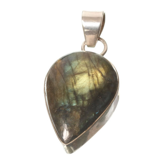 Labradorite Pendant set in Sterling Silver