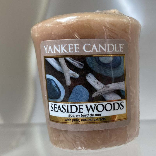 Yankee Candle Votive, Seaside Woods.
